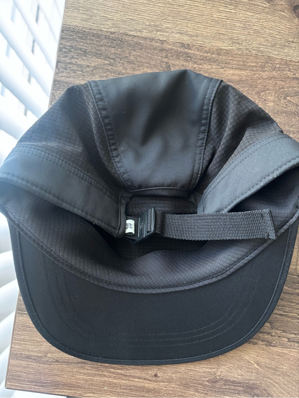 Performance Running Cap - Picture 11 of 13